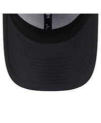 New Era Men's Black Detroit Red Wings Blackout 39THIRTY Flex Fit Hat