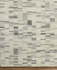 Becki Owens x Livabliss Max 540161 2' x 3' Area Rug