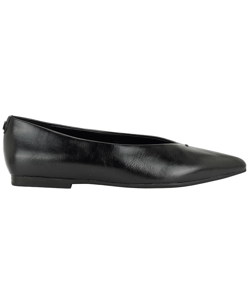 Calvin Klein Women's Gemeen Pointed Toe Dress Flats