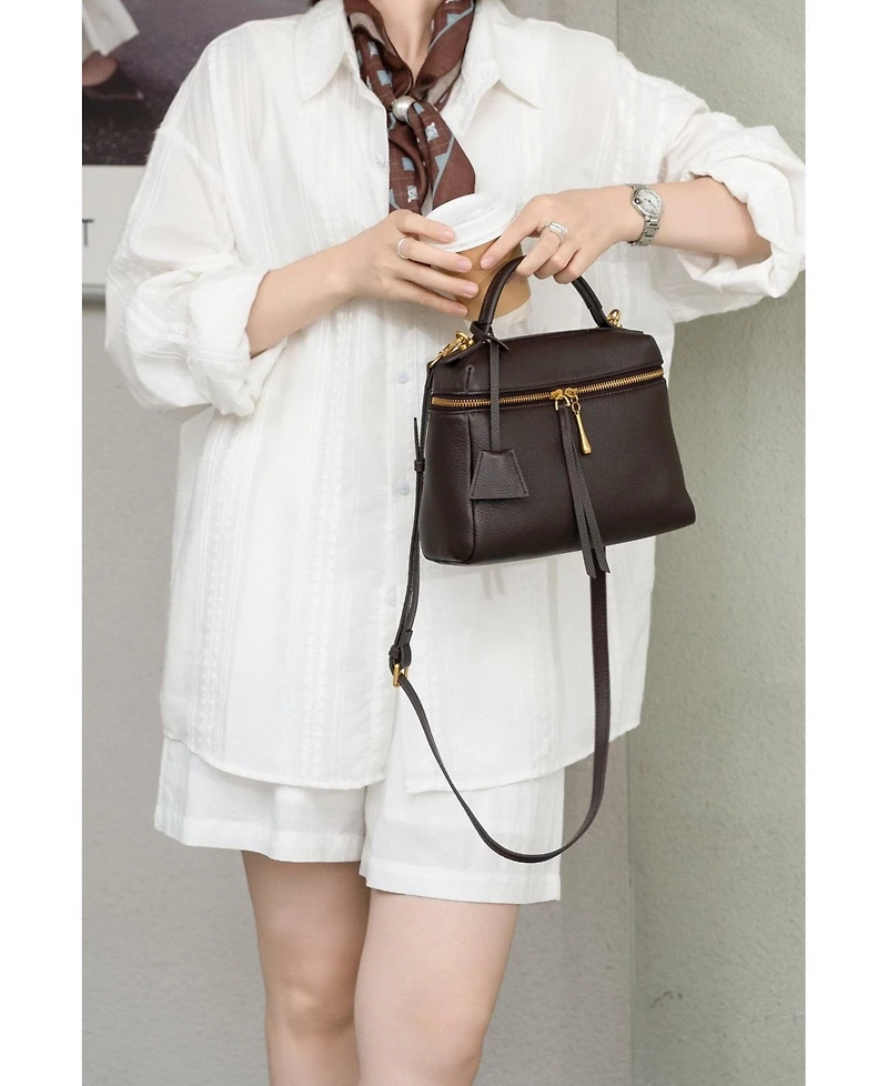 Susu Avery Pebble Leather Camera Bag Structured Crossbody Purse with Wide Strap