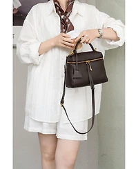 Susu Avery Pebble Leather Camera Bag Structured Crossbody Purse with Wide Strap