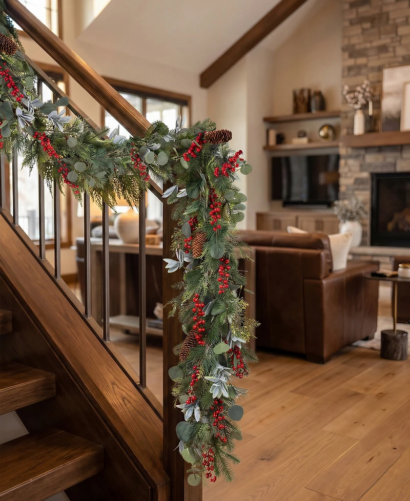 Glitzhome 6-Ft. Christmas Berry, Pinecone & Eucalyptus Garland