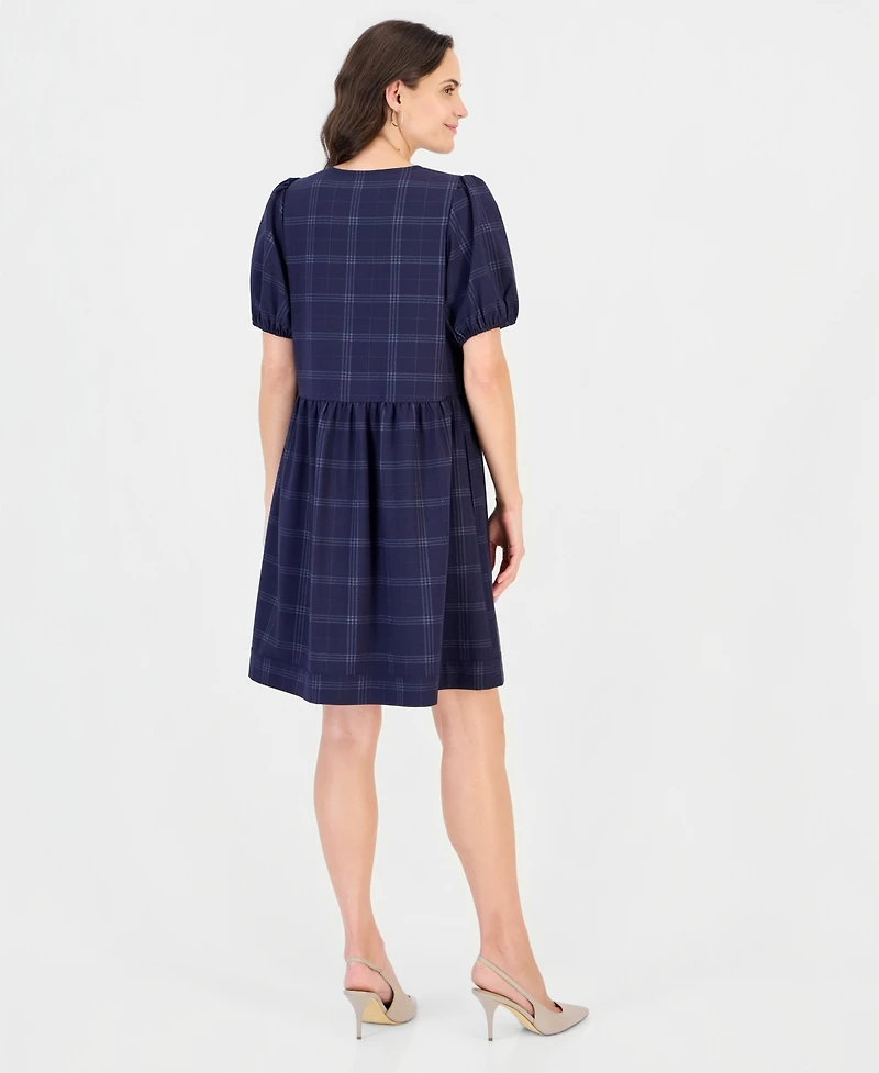 Robbie Bee Petite Candlelight Peach Crewneck Short-Sleeve Dress with Pockets