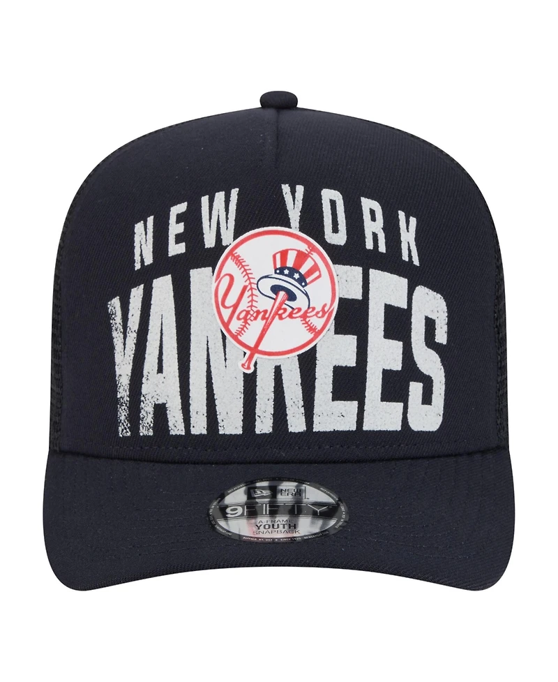 New Era Big Boys and Girls Navy New York Yankees Logo Fade A-Frame 9FIFTY Snapback Hat