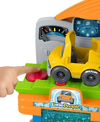 Fisher Price Little People Fillin' Fun Service Station Folding-Ramp Playset, Ages 1+