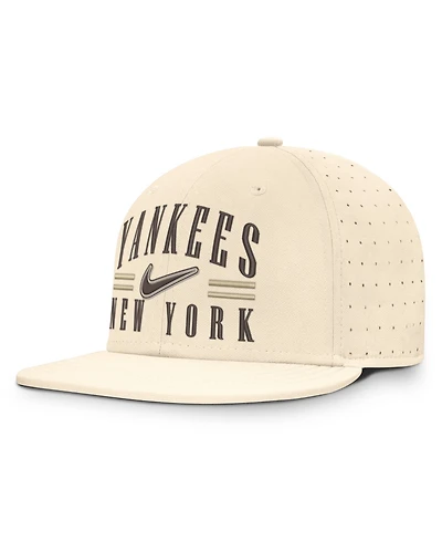 Nike Men's Natural New York Yankees True Dri-fit AeroBill Fitted Hat