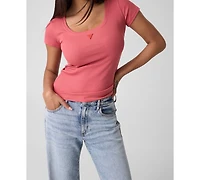 Guess Women's Short-Sleeve Triangle Patch Scoop Neck T-Shirt
