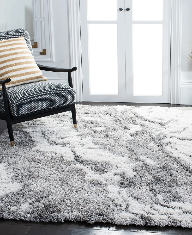 Safavieh 93" x 9" x 9" 8'x10' Area Rug