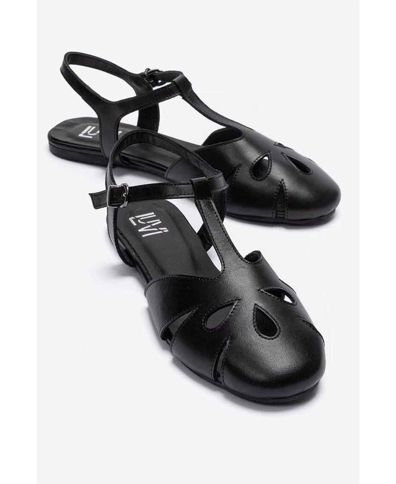 Forever and Always Shoes Women's Nathalie Leather Ankle Strap Sandal