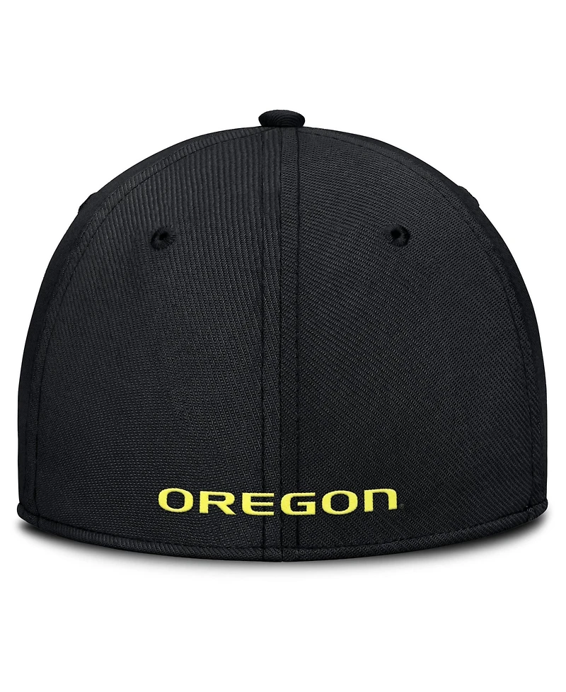 Men's Nike Black Oregon Ducks Rise SwooshFlex Dri-fit Hat