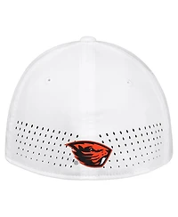 Nike Men's White Oregon State Beavers 2026 On-Field AeroBill SwooshFlex Dri-fit Hat