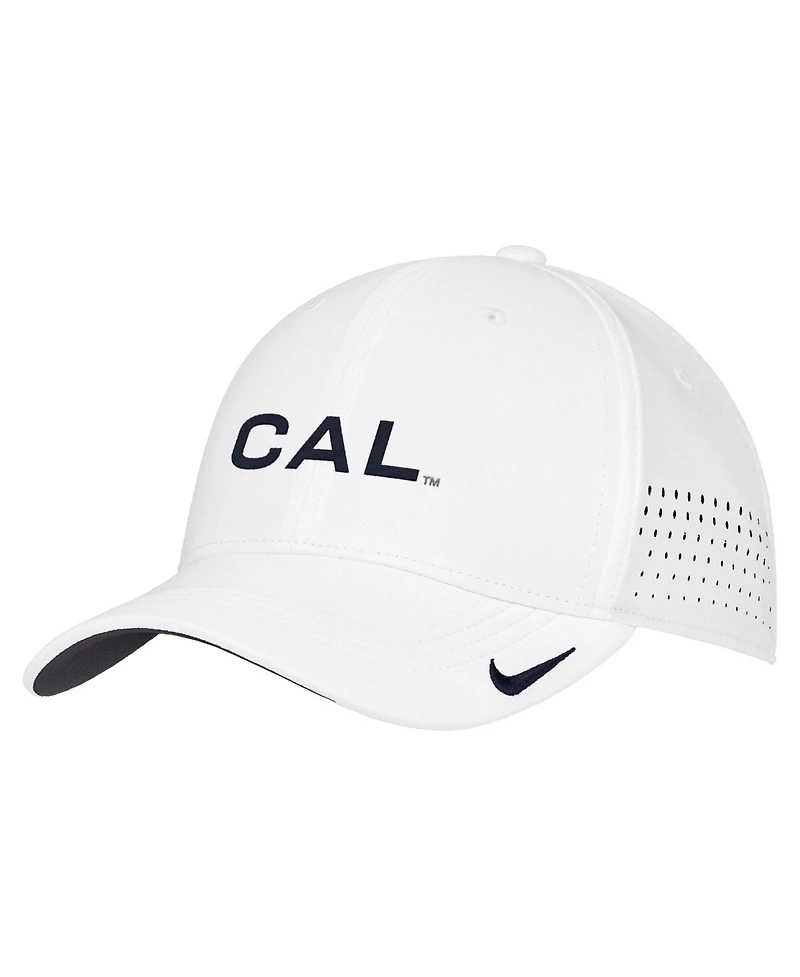 Nike Men's White Cal Bears 2026 On-Field AeroBill SwooshFlex Dri-fit Hat