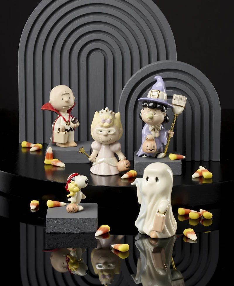 Lenox Peanuts Tricks and Treats 5-Piece Figurine Set