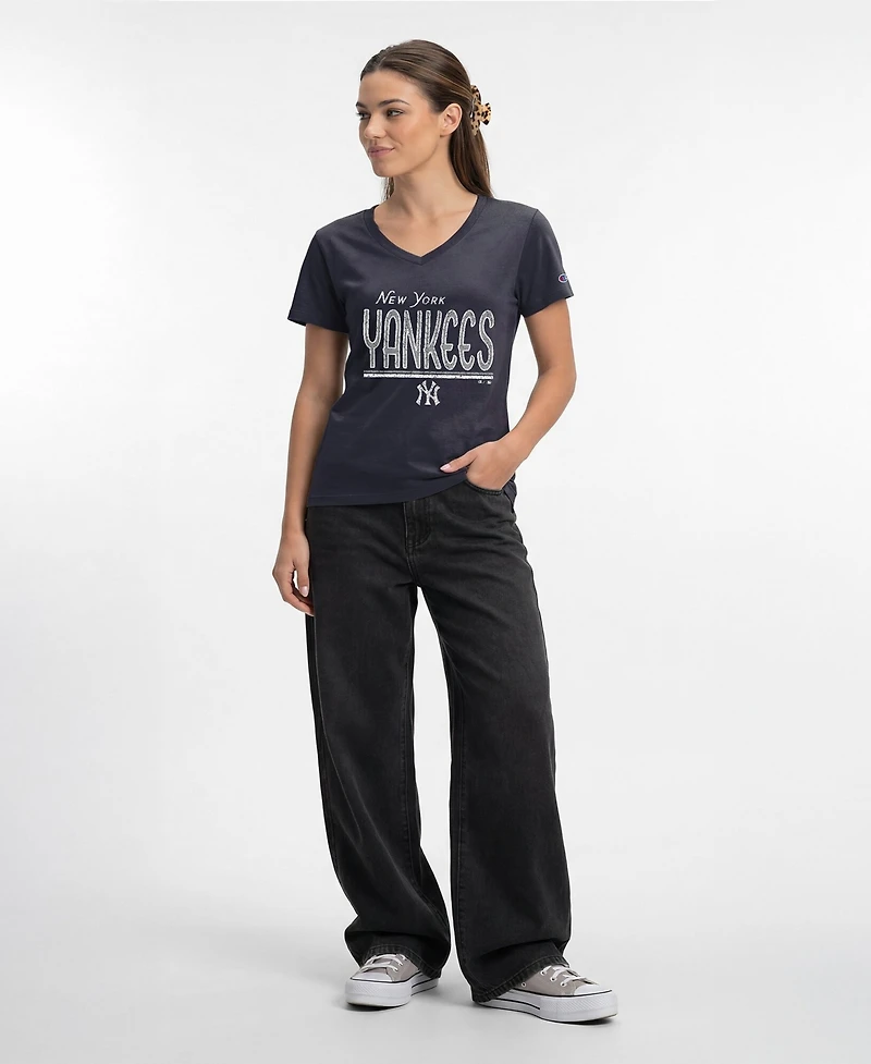 Champion Women's New York Yankees Core V-Neck Classic Fit T-Shirt