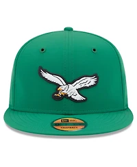 New Era Men's Kelly Green Philadelphia Eagles 2026 Sideline Throwback 9FIFTY Snapback Hat