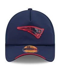 New Era Men's Navy New England Patriots 2026 Sideline Apex 9FORTY Adjustable Trucker Hat