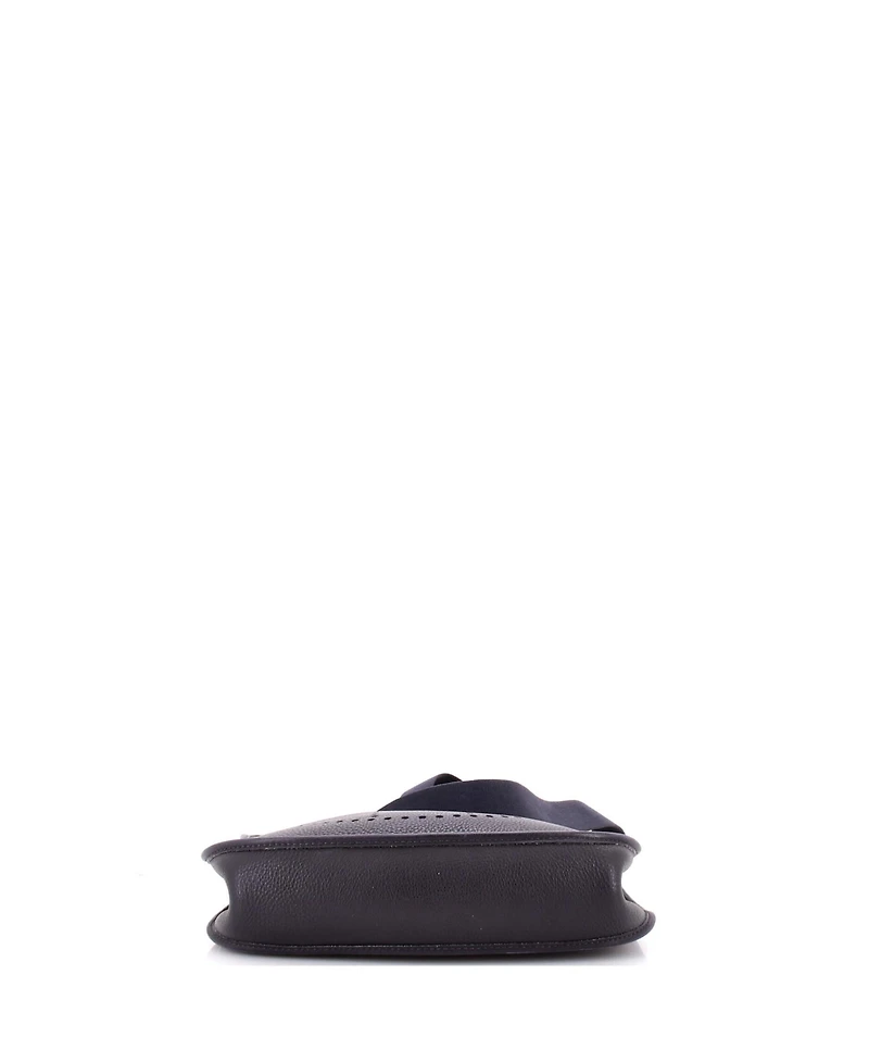 Pre-Owned HERMES Pm Evelyne Bag Gen I Clemence