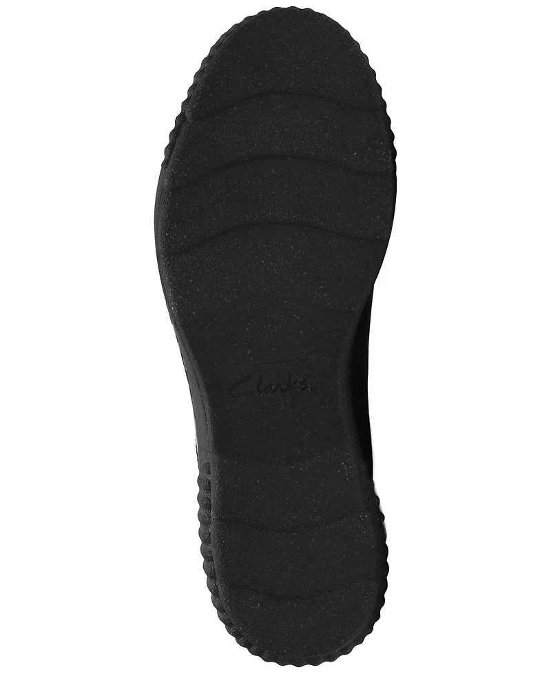 Clarks Women's Caroline Fiana Round Toe Booties