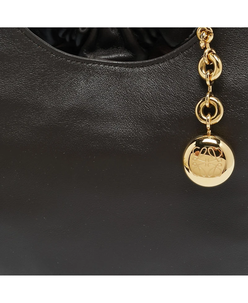 Pre-Owned Loewe Women's Squeeze Small Leather Shoulder Bag