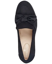 Bandolino Women's Korrar Bow Stacked Block Heel Loafers