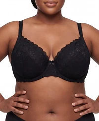 Torrid Plus Xo Plunge Push-Up Lace Bra