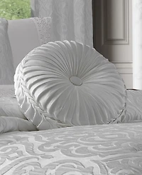 J Queen New York Astoria White Tufted Decorative Pillow, 15" Round