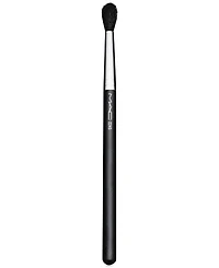 Mac 224S Tapered Blending Brush