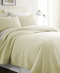 Ienjoy Home Herringbone Lightweight Quilted Coverlet Set