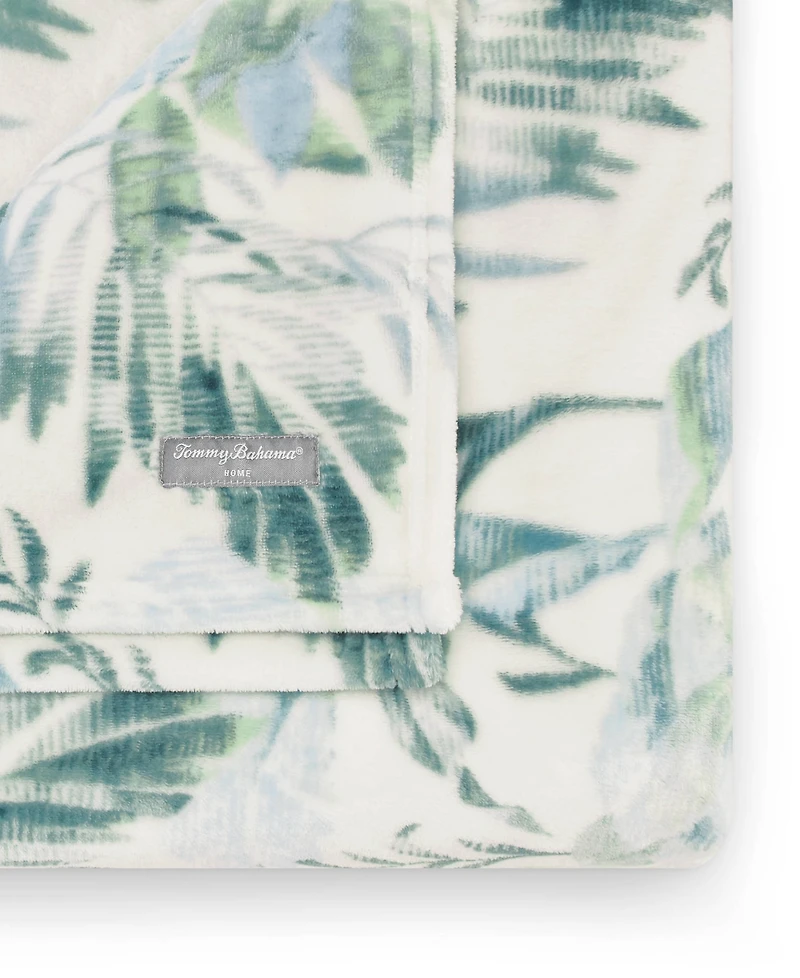 Tommy Bahama Home Wallpaper Leaves Castaway Ultra Soft Plush Throw, 50" x 70"