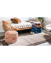 Bayshore Home Lyon Lyo4 5' x 8' Area Rug