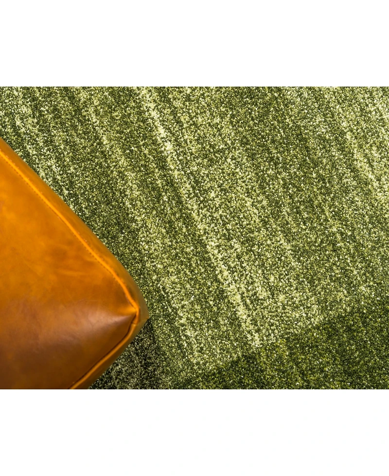 Bayshore Home Lyon Lyo4 8' x 11' 4" Area Rug