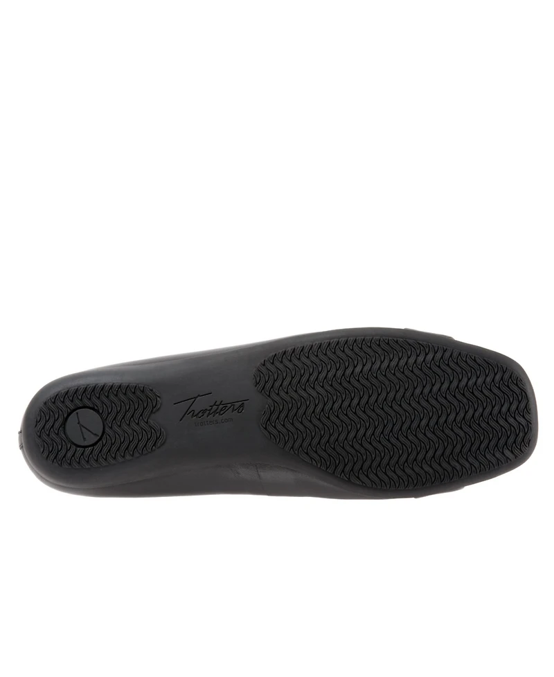 Trotters Sizzle Signature Flat
