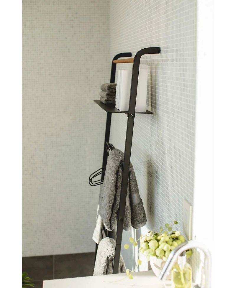 Tower Leaning Ladder With Shelf