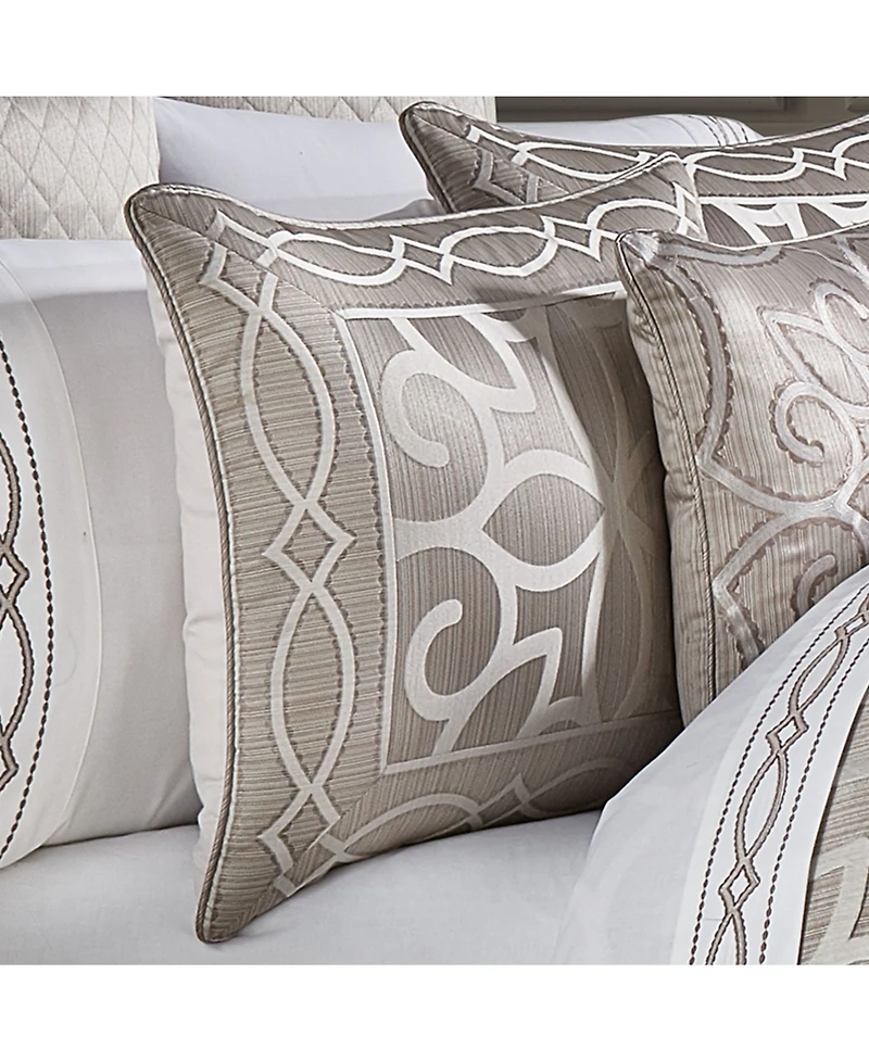 J Queen New York Deco 4-Pc. Comforter Set