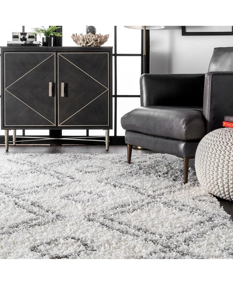 nuLoom Iola OZSG18A White 5'3" x 7'6" Area Rug