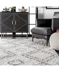 nuLoom Iola OZSG18A White 5'3" x 7'6" Area Rug