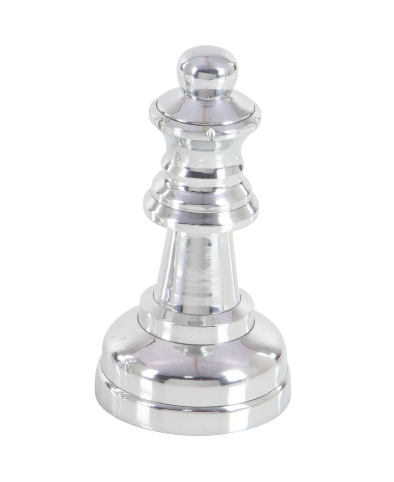 CosmoLiving by Cosmopolitan Set of 3 Silver Aluminum Traditional Chess Sculpture, 4" x 9"