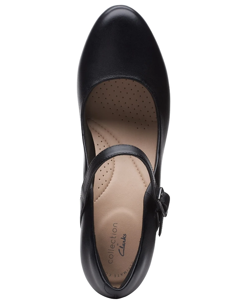 Clarks Women's Ambyr Shine Dress Shoes