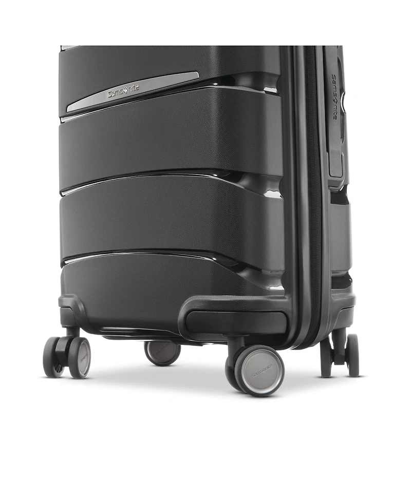 Samsonite Outline Pro 20" Hardside Carry-on Spinner