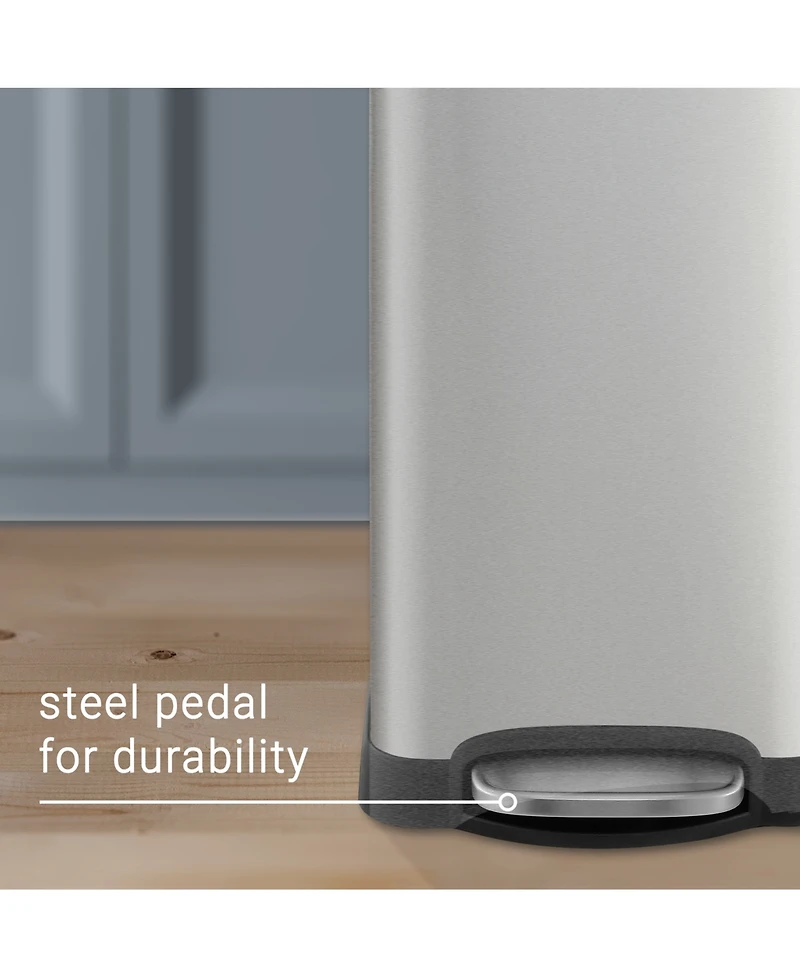 Betty Retro Step-Open Trash Can