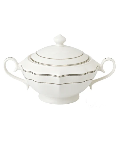 Lorren Home Trends La Luna Collection Bone China Soup Tureen and Lid, Lace Design