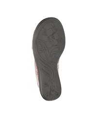 Easy Street Women's Claudia Comfort Wave Sandals