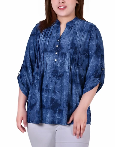 Plus 3/4 Roll Tab Sleeve Y-Neck Top