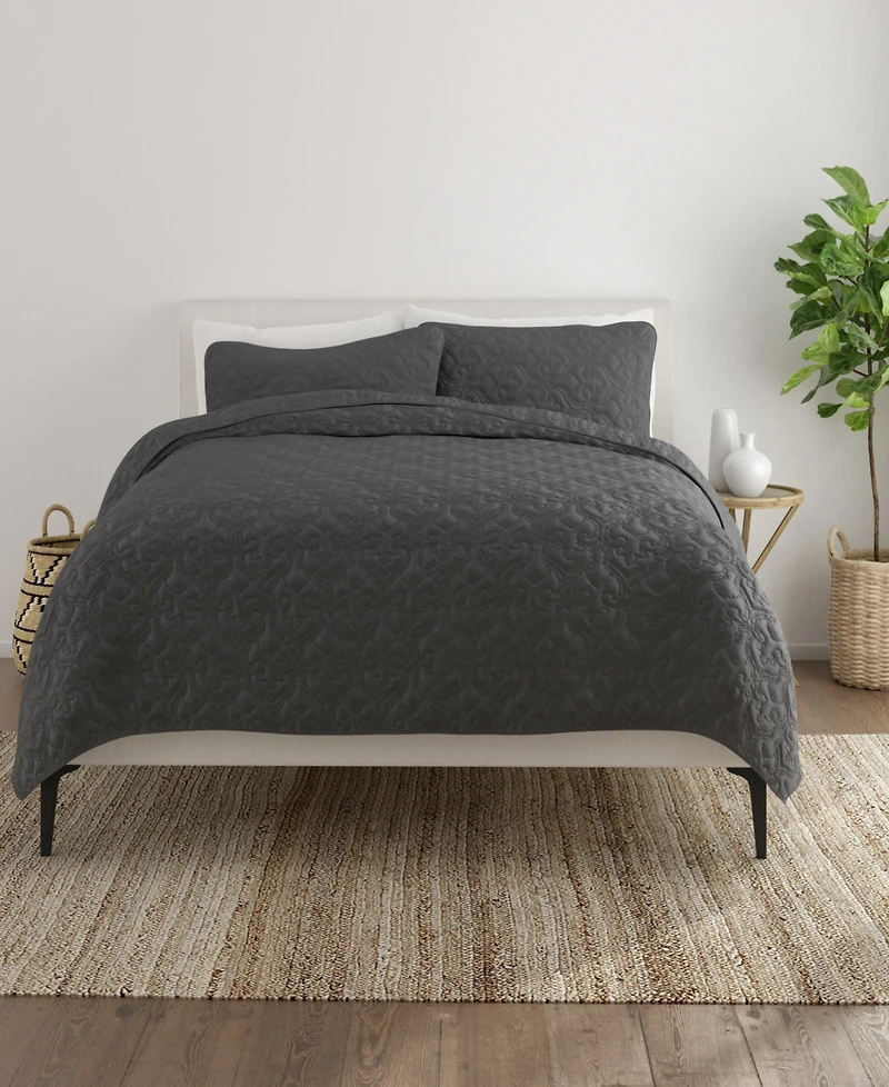 ienjoy Home Ultra Soft Damask Pattern Lightweight Quilted Coverlet Set