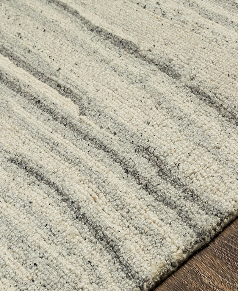 Livabliss Madelyn Myn- 2' x 3' Area Rug