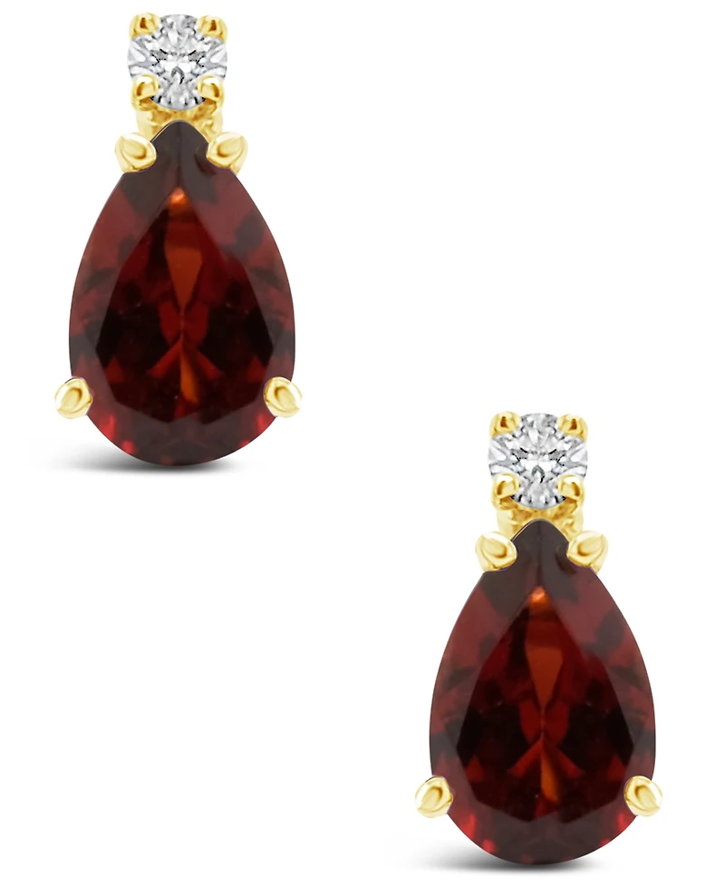 Garnet (1 ct.t.w) and Diamond Accent in 14K Yellow Gold