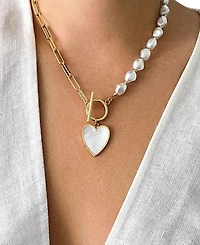 Imitation Pearl and Chain Heart Toggle Necklace