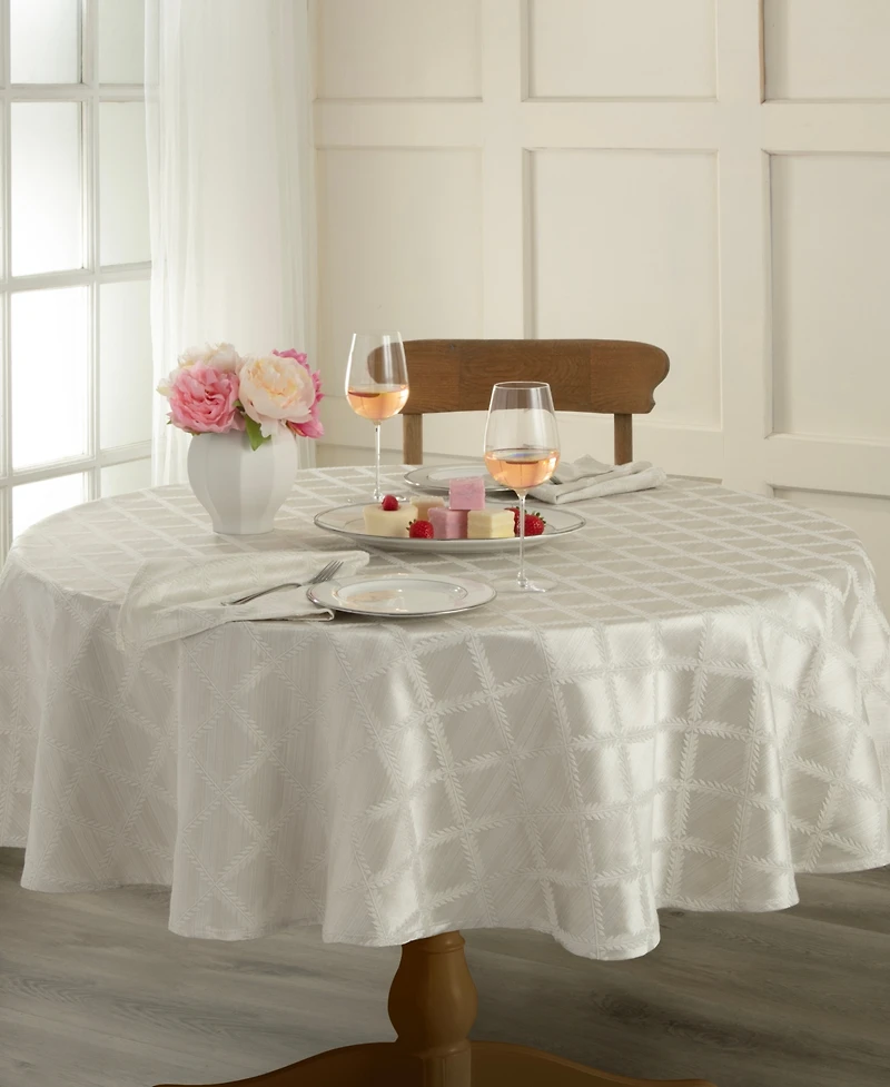 Lenox Laurel Leaf Platinum Round Tablecloth 90" x 90"