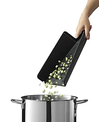 Joseph Chop2Pot Plus Folding Large Chopping Board