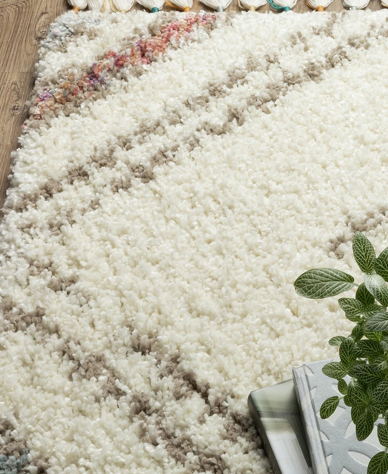 Oriental Weavers Axis AX07A 5'3" x 7'6" Area Rug